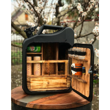 Каністра бар для напоїв і алкоголю на 20 літрів з чарками “KING SIZE“ чорна в подарунок чоловікові