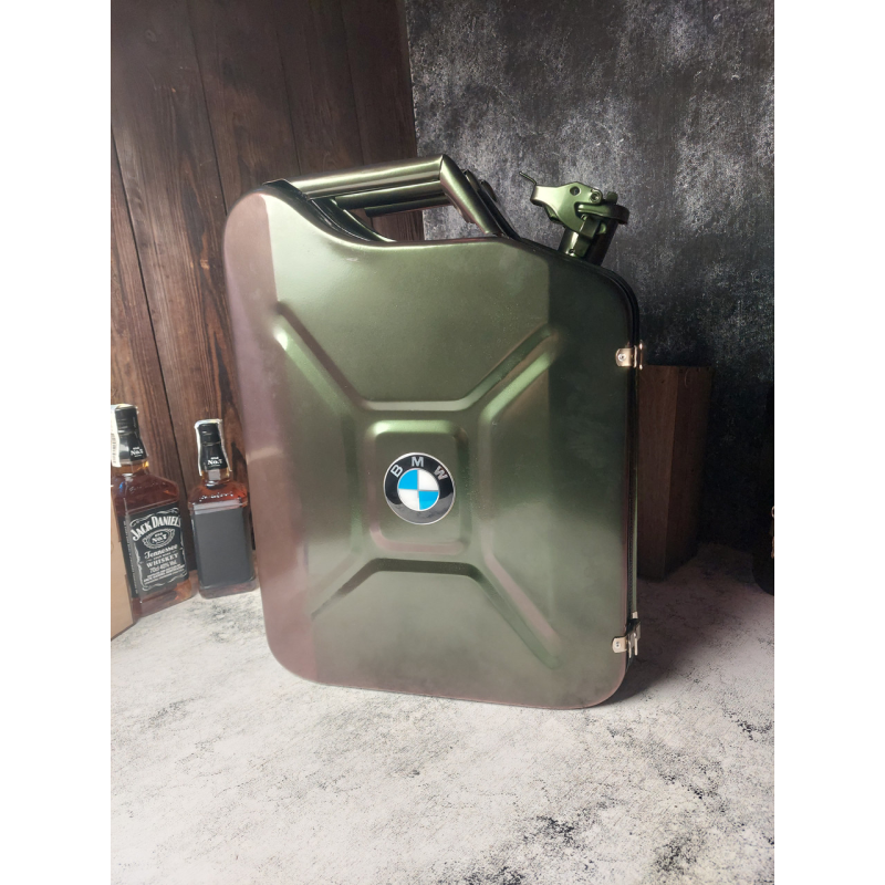 Міні бар каністра зелений хамелеон на 20л. з посудом в подарунок колезі/ Подарунковий набір на 4 персони чоловікові